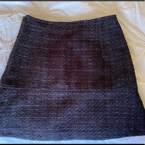 Mini Black Tweed Mango Skirt - Picture 3 of 4